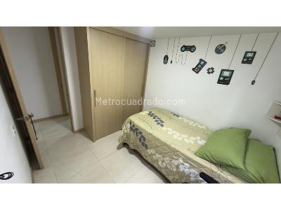 Apartamento de 3 alcobas en venta en Amazonia, Bello, 67 m² · foto 14 de 20