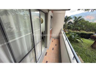 Apartamento de 3 alcobas en venta en Amazonia, Bello, 67 m² · foto 19 de 20