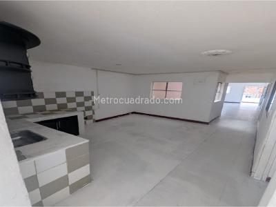 Casa de 3 alcobas en venta en Carmelo, Bello, 93 m² · foto 5 de 20