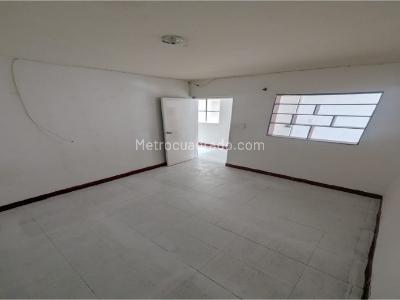 Casa de 3 alcobas en venta en Carmelo, Bello, 93 m² · foto 10 de 20