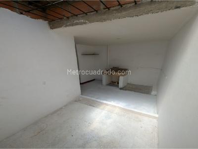 Casa de 3 alcobas en venta en Carmelo, Bello, 93 m² · foto 15 de 20