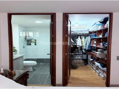 Apartamento de 3 alcobas en venta en Cumbres, Envigado, 81 m² · foto 4 de 20