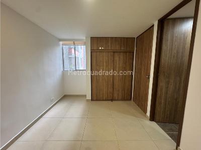 Apartamento de 3 alcobas en venta en Alcala, Bello, 56 m² · foto 5 de 20