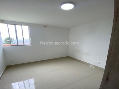 Apartamento de 3 alcobas en venta en El Mirador, Bello, 55 m² · foto 13 de 20