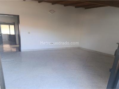 Casa de 4 alcobas en venta en La Florida, Bello, 97 m² · foto 7 de 20