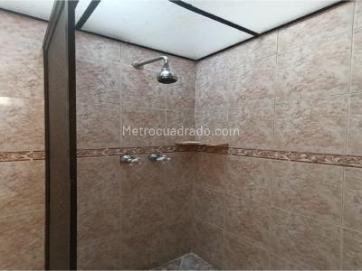 Casa de 4 alcobas en venta en La Florida, Bello, 97 m² · foto 9 de 20
