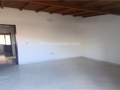 Casa de 4 alcobas en venta en La Florida, Bello, 97 m² · foto 10 de 20