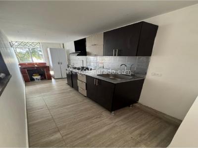 Apartamento de 3 alcobas en venta en Riachuelos, Bello, 60 m² · foto 2 de 20