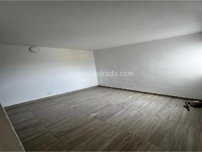 Apartamento de 3 alcobas en venta en Riachuelos, Bello, 60 m² · foto 8 de 20