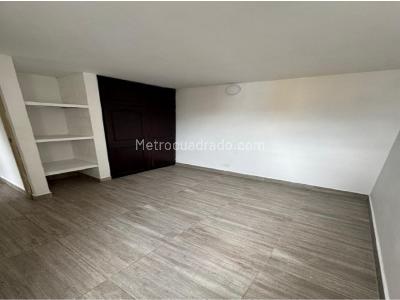 Apartamento de 3 alcobas en venta en Riachuelos, Bello, 60 m² · foto 12 de 20