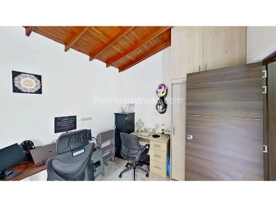 Apartamento de 3 alcobas en venta en Cabañas, Bello, 79 m² · foto 15 de 20