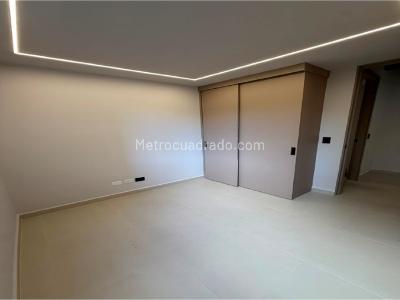 Apartamento de 2 alcobas en venta en San Jose, Sabaneta, 87 m² · foto 8 de 20
