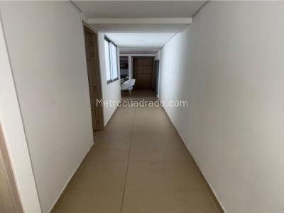 Apartamento de 2 alcobas en venta en Las Granias, Bello, 92 m² · foto 4 de 20