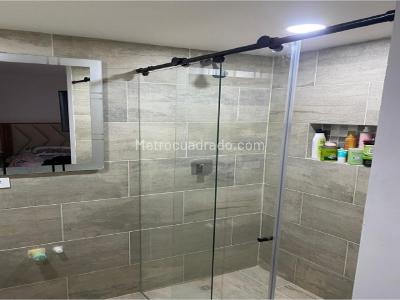 Apartamento de 2 alcobas en venta en La Navarra, Bello, 52 m² · foto 5 de 20