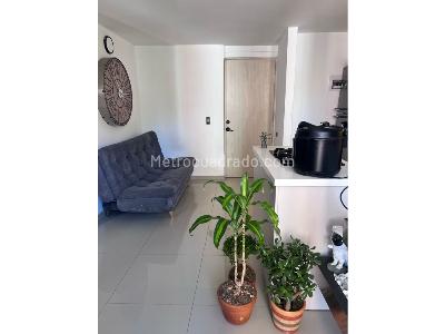 Apartamento de 2 alcobas en venta en La Navarra, Bello, 52 m² · foto 10 de 20