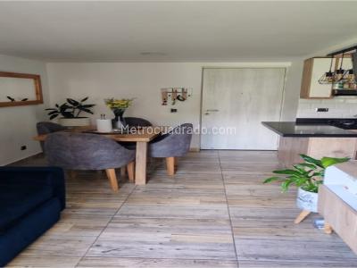 Apartamento de 3 alcobas en venta en San Jose, Sabaneta, 57 m² · foto 2 de 20
