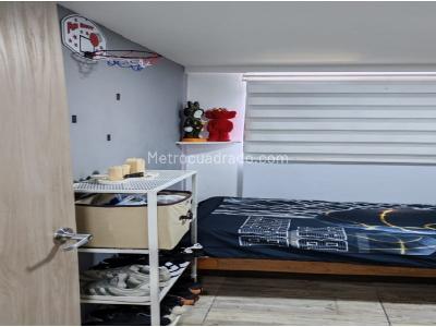 Apartamento de 3 alcobas en venta en San Jose, Sabaneta, 57 m² · foto 12 de 20