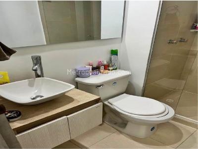 Apartamento de 3 alcobas en venta en Santa Ana, Bello, 61 m² · foto 14 de 20
