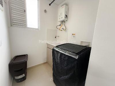Apartamento de 2 alcobas en venta en La Doctora, Sabaneta, 58 m² · foto 14 de 20