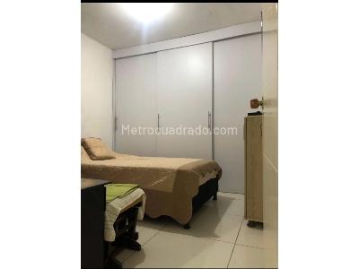 Apartamento de 4 alcobas en venta en Cabañas, Bello, 86 m² · foto 10 de 17