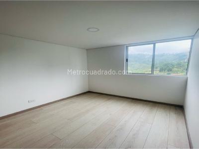 Apartamento de 3 alcobas en venta en San Jose, Sabaneta, 67 m² · foto 6 de 19