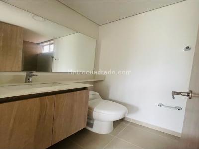 Apartamento de 3 alcobas en venta en San Jose, Sabaneta, 67 m² · foto 10 de 19