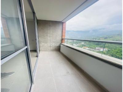 Apartamento de 3 alcobas en venta en San Jose, Sabaneta, 67 m² · foto 15 de 19
