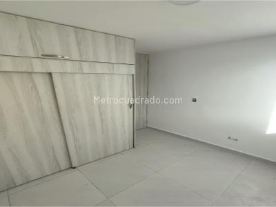 Apartamento de 3 alcobas en venta en Maria Auxiliadora, Sabaneta, 50 m² · foto 8 de 20