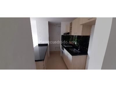 Apartamento de 3 alcobas en venta en Amazonia, Bello, 60 m² · foto 3 de 20