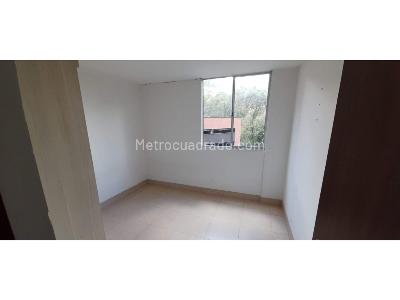 Apartamento de 3 alcobas en venta en Amazonia, Bello, 60 m² · foto 11 de 20