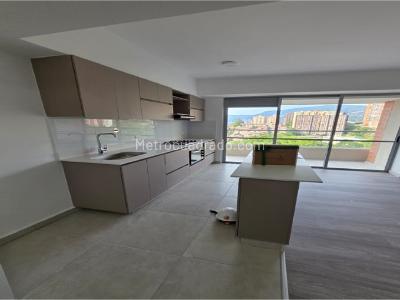 Apartamento de 3 alcobas en venta en Maria Auxiliadora, Sabaneta, 76 m² · foto 3 de 20