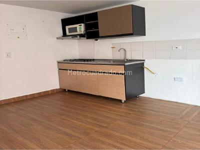 Apartamento de 3 alcobas en venta en Maria Auxiliadora, Sabaneta, 50 m² · foto 3 de 20