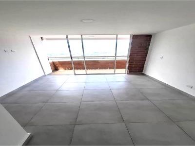 Apartamento de 3 alcobas en venta en Villa Aventura, Itagüí, 55 m² · foto 2 de 18