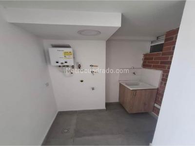 Apartamento de 3 alcobas en venta en Villa Aventura, Itagüí, 55 m² · foto 15 de 18