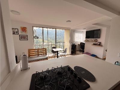 Apartamento de 2 alcobas en venta en San Jose, Sabaneta, 50 m² · foto 2 de 20