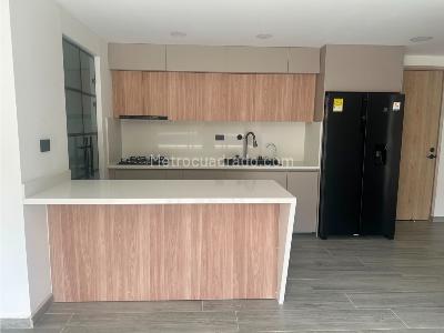 Apartamento de 3 alcobas en venta en Amazonia, Bello, 94 m² · foto 3 de 20