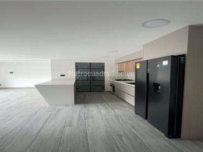 Apartamento de 3 alcobas en venta en Amazonia, Bello, 94 m² · foto 17 de 20