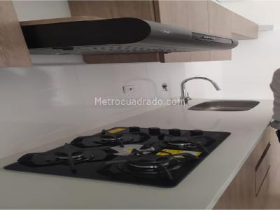 Apartamento de 3 alcobas en venta en La Navarra, Bello, 80 m² · foto 5 de 19