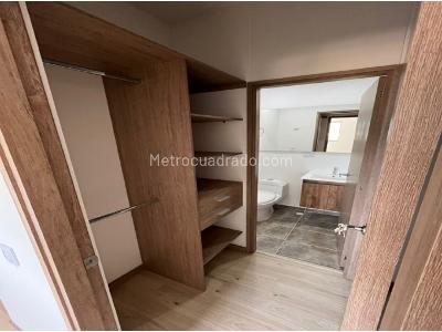 Apartamento de 3 alcobas en venta en La Navarra, Bello, 80 m² · foto 9 de 19