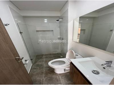 Apartamento de 3 alcobas en venta en La Navarra, Bello, 80 m² · foto 15 de 19