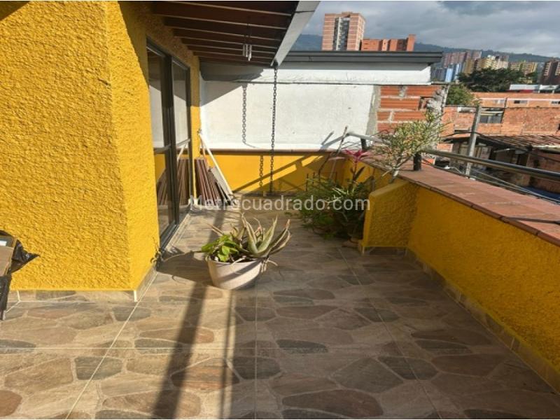 Casa en Arriendo, Santa Lucia, Medellín en Santa Lucia