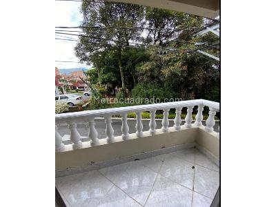 Casa de 5 alcobas en venta en Cabañas, Bello, 215 m² · foto 11 de 20