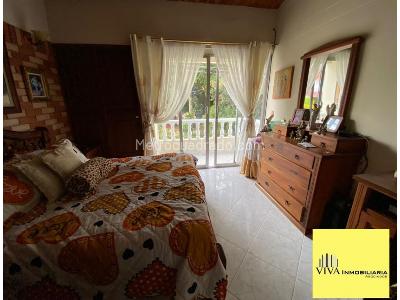 Casa de 5 alcobas en venta en Cabañas, Bello, 215 m² · foto 17 de 20