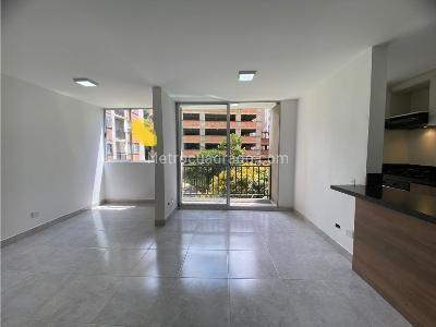 Apartamento de 2 alcobas en venta en La Doctora, Sabaneta, 50 m² · foto 2 de 20