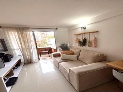 Apartamento de 3 alcobas en venta en San Jose, Sabaneta, 57 m² · foto 14 de 20