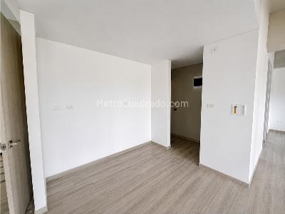 Apartamento de 2 alcobas en venta en Rincon Santos, Bello, 61 m² · foto 20 de 20