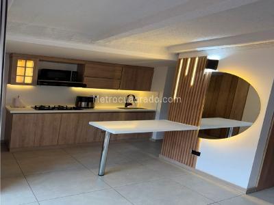 Apartamento de 2 alcobas en venta en Las Lomitas, Sabaneta, 60 m² · foto 2 de 20