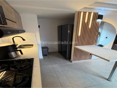 Apartamento de 2 alcobas en venta en Las Lomitas, Sabaneta, 60 m² · foto 3 de 20