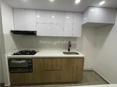 Apartamento de 3 alcobas en venta en Niquia, Bello, 57 m² · foto 15 de 18