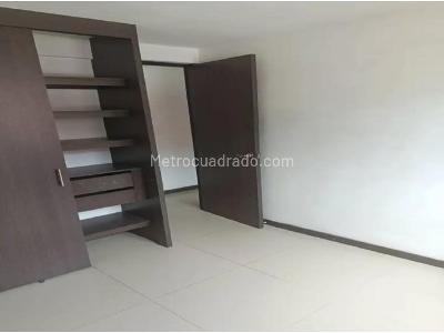 Apartamento de 3 alcobas en venta en Niquia, Bello, 65 m² · foto 14 de 20